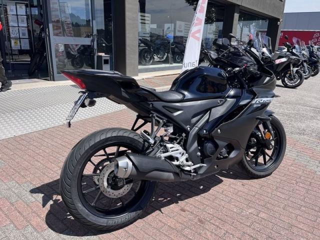 Yamaha YZF R125