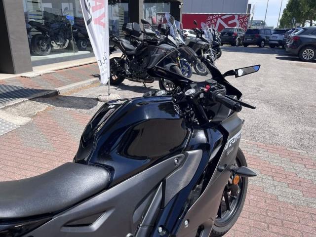 Yamaha YZF R125