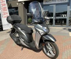 Yamaha Xenter 125 Patente B - 2
