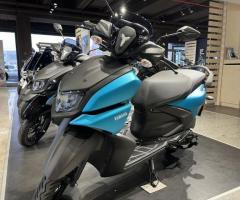 Yamaha RayZR scooter 125 PREZZO LANCIO patente B - 3