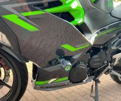 Kawasaki Ninja 400 - 8