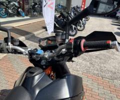 KTM 690 Supermoto - 8