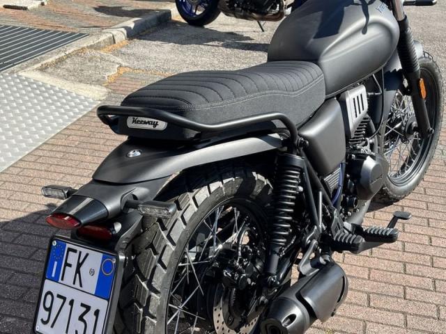 Keeway X-Light 125 guidabile pante auto