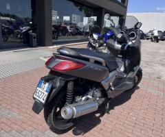 Yamaha X-Max 250 - 5