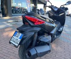 Yamaha X-Max 400 - 6