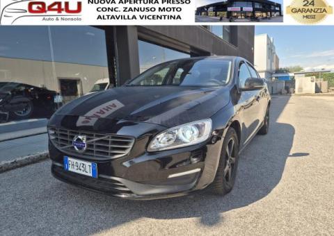 Volvo S60 D2 Kinetic E6B -- IN ARRIVO!!