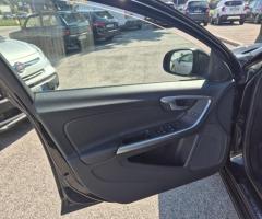 Volvo S60 D2 Kinetic E6B -- IN ARRIVO!! - 7