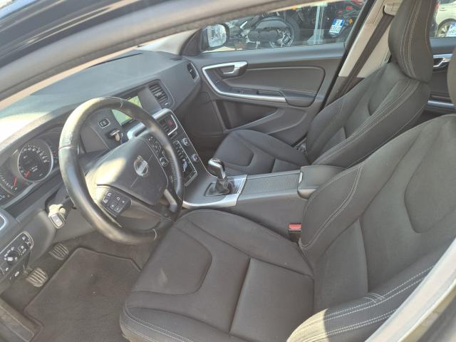 Volvo S60 D2 Kinetic E6B -- IN ARRIVO!!