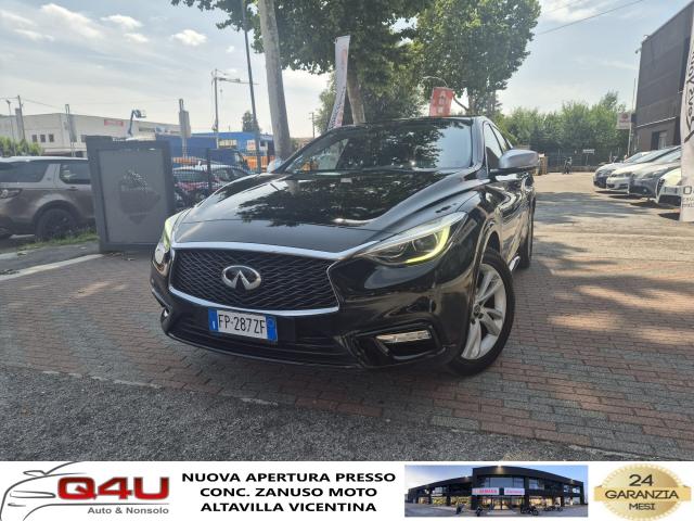 Infiniti Q30 D Premium E6B--Pass.incluso!!!