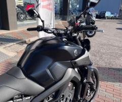 Yamaha MT-09 - 11