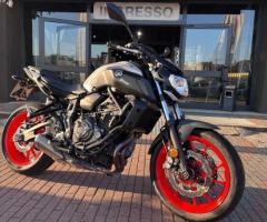 Yamaha MT-07 - 12