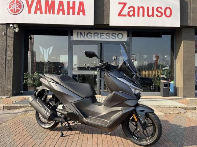 Voge Sfida SR3 300