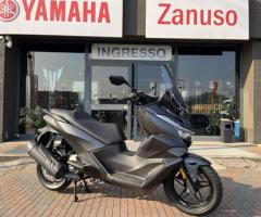 Voge Sfida SR3 300 - 1
