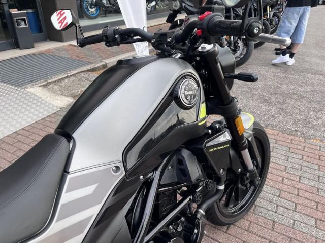 Benelli Leoncino 250 guidabile A2 35kw pochi km