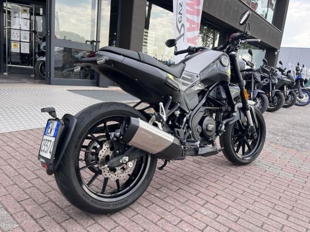 Benelli Leoncino 250 guidabile A2 35kw pochi km