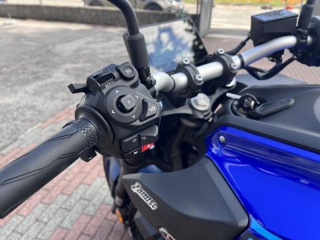 Yamaha MT-07 YMT 35kw Automatica km 0