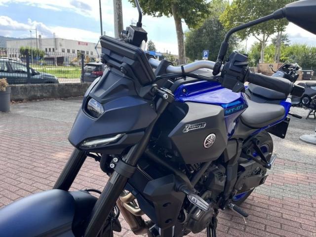 Yamaha MT-07 YMT 35kw Automatica km 0