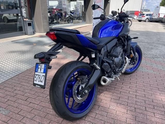 Yamaha MT-07 YMT 35kw Automatica km 0