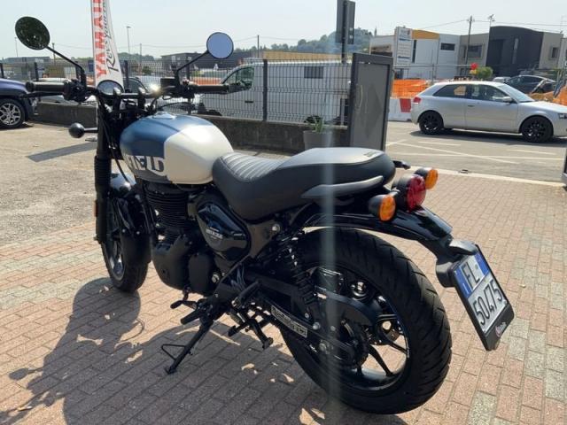 Royal Enfield HNTR 350 Pochi chilometri