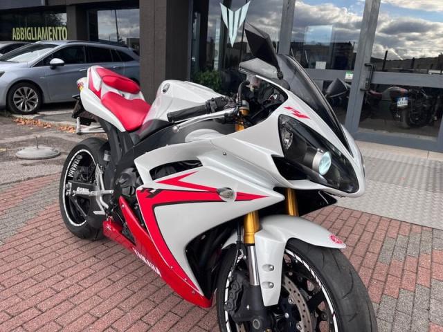 Yamaha YZF R1 Akrapovic