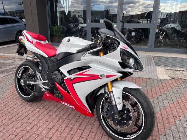 Yamaha YZF R1 Akrapovic