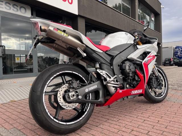 Yamaha YZF R1 Akrapovic