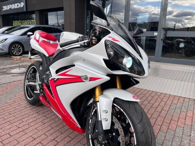 Yamaha YZF R1 Akrapovic
