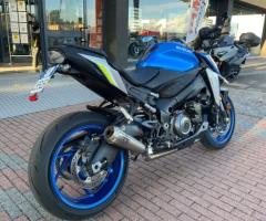 Suzuki GSX S 1000 - 6