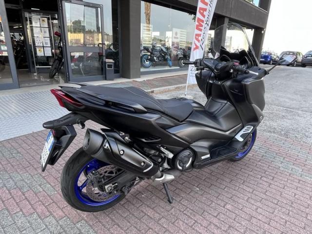 Yamaha T Max 560