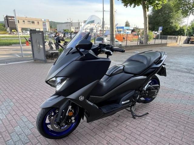 Yamaha T Max 560