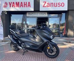 Yamaha T Max 560