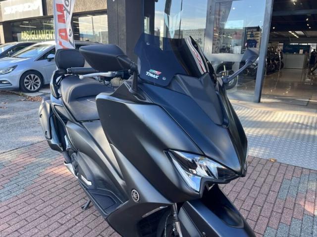 Yamaha T Max 560