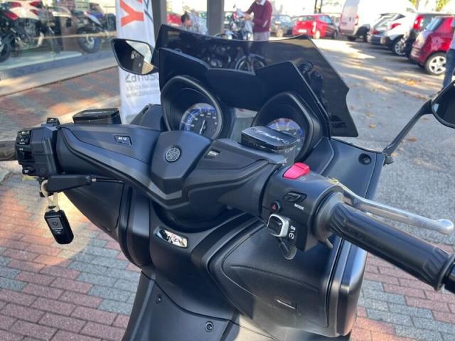 Yamaha T Max 560