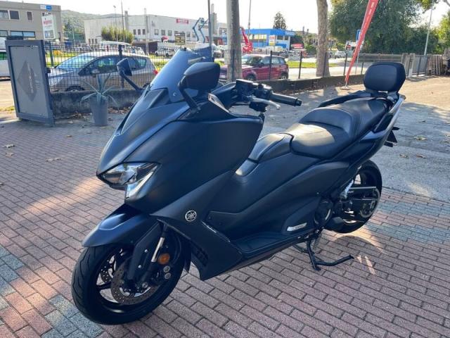 Yamaha T Max 560
