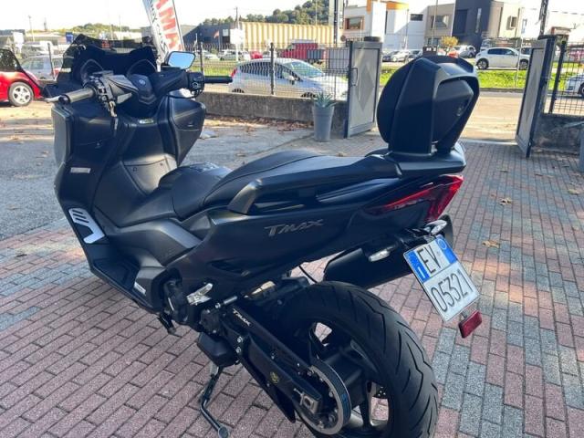 Yamaha T Max 560