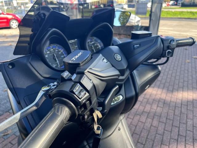 Yamaha T Max 560