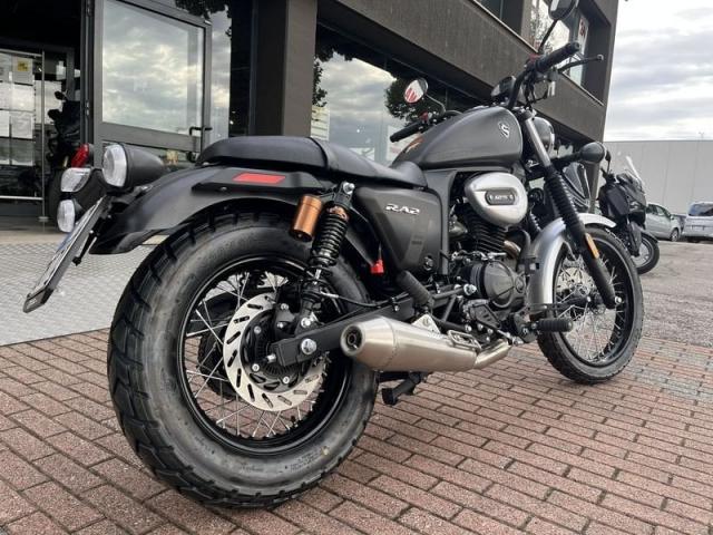 Cyclone RA2 moto Custom 125 patente B