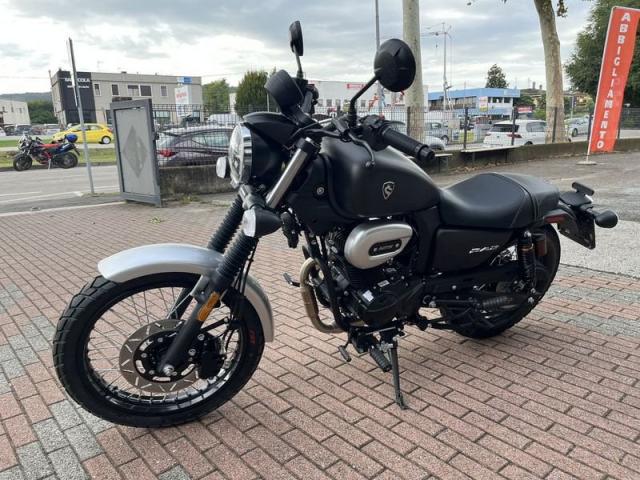 Cyclone RA2 moto Custom 125 patente B