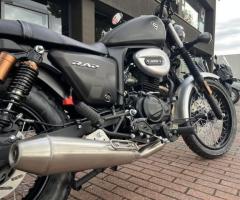 Cyclone RA2 moto Custom 125 patente B - 12