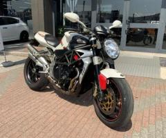 MV Agusta Brutale 910 Pochissimi chilometri unico proprietario - 2
