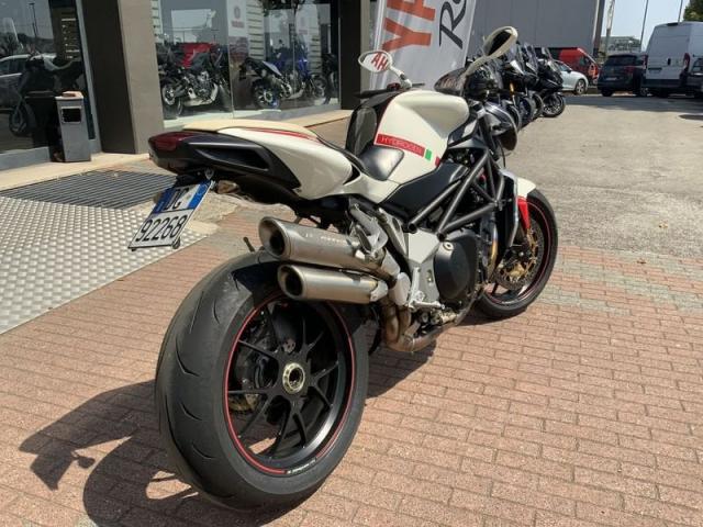 MV Agusta Brutale 910 Pochissimi chilometri unico proprietario