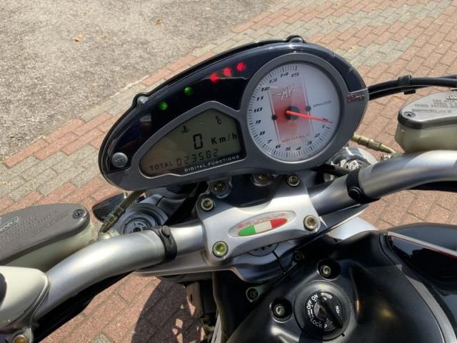 MV Agusta Brutale 910 Pochissimi chilometri unico proprietario