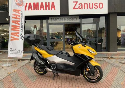 Yamaha T Max 560