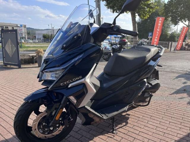 Cyclone RT1 scooter 125 guidabile anche patente B