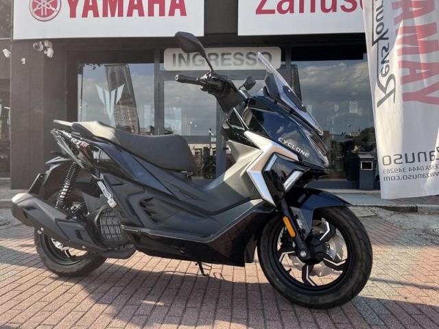 Cyclone RT1 scooter 125 guidabile anche patente B
