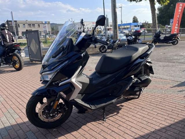 Cyclone RT1 scooter 125 guidabile anche patente B