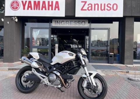 Ducati Monster 696+