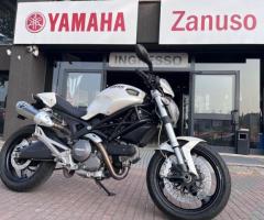 Ducati Monster 696+ - 2
