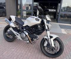 Ducati Monster 696+ - 4