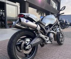 Ducati Monster 696+ - 7